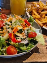 Gemischter Salat Und Pommes Frites